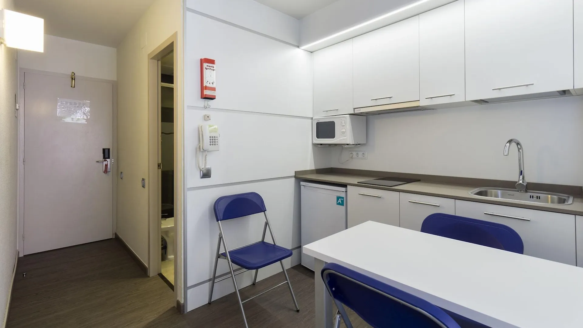 ***  Medplaya Aparthotel Esmeraldas Tossa de Mar İspanya