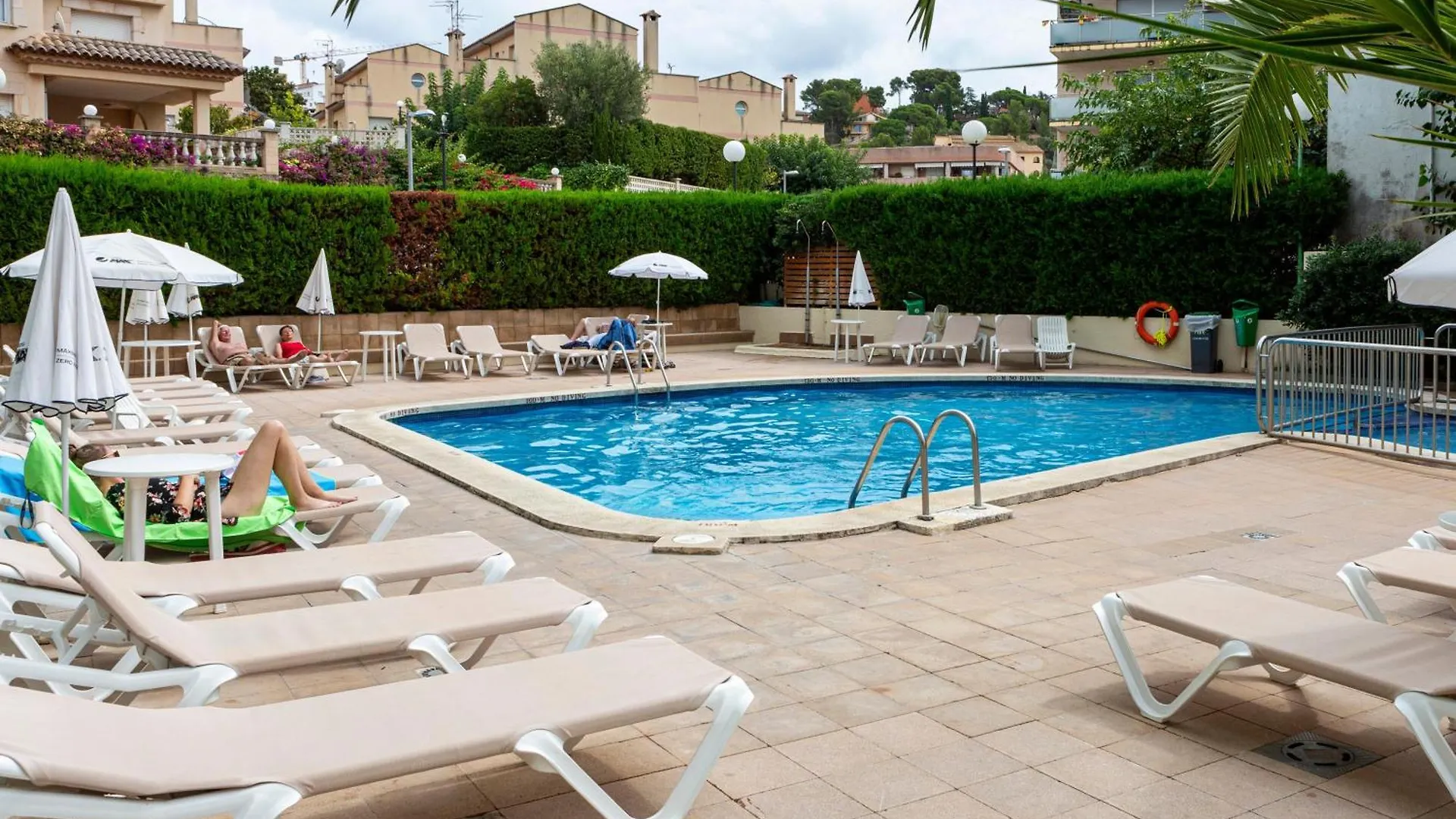 Medplaya Aparthotel Esmeraldas Tossa de Mar