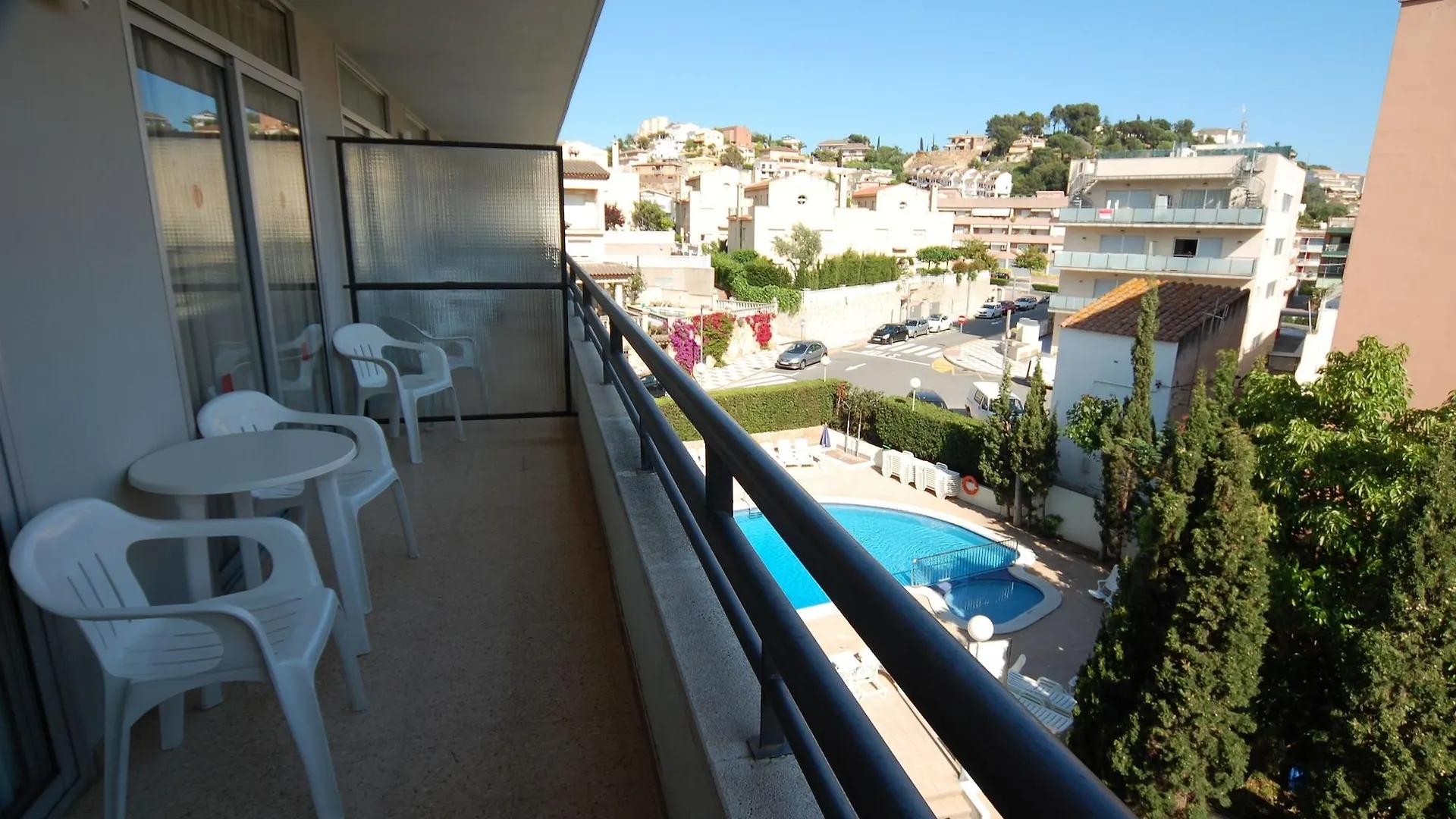 Medplaya Aparthotel Esmeraldas Tossa de Mar Spain